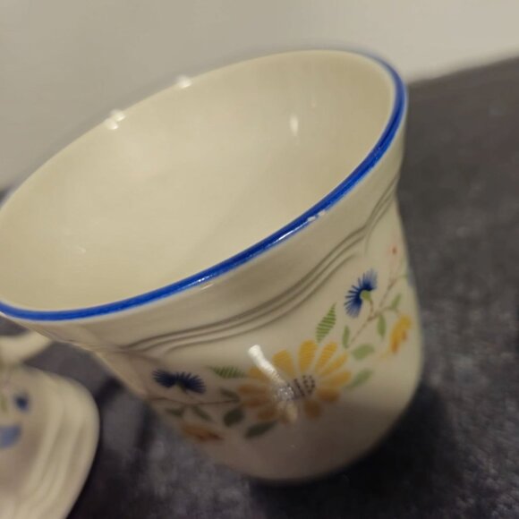 Vtg BrickOven Stoneware Mugs & saucer set 4pc Heritage Pattern Birds Flowers - Picture 6 of 11